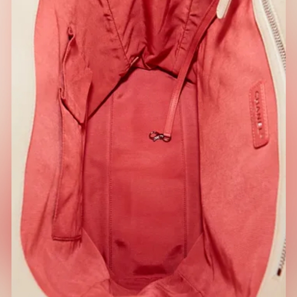 Additional photos CHANEL Leather Ombre GST Tote - Picture 9 of 16